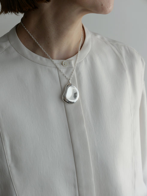 219. Manon necklace