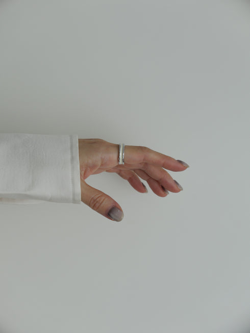 16. silver bobbin † white