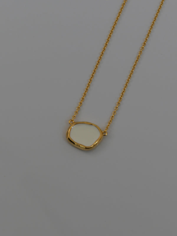 233. Lulu long necklace