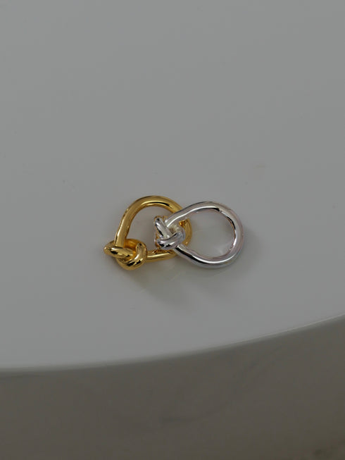 42. knot ring