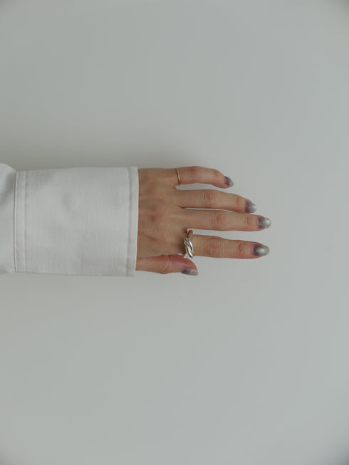 42. knot ring