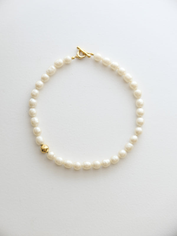 pearl necklace 01