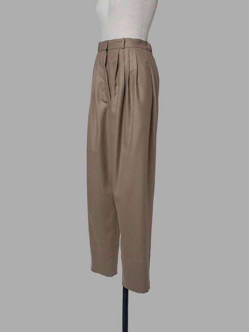 1210. smooth wool tuck pants(予約商品)