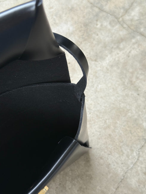 ORIGAMI- square shoulder