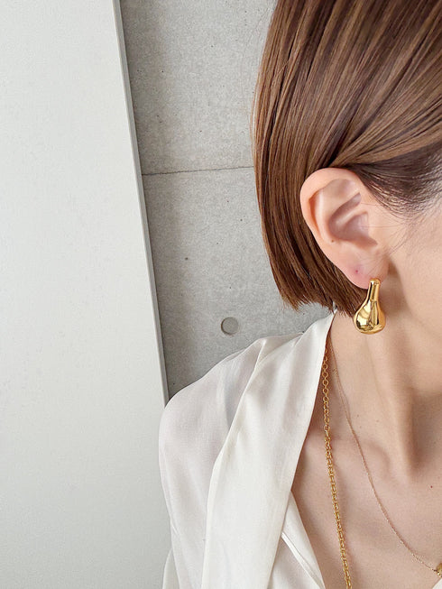 424. floating drop pierce/earring