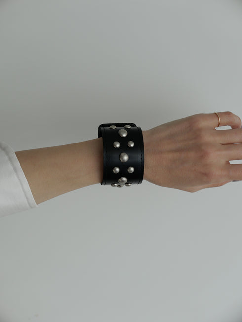 524. studs leather bangle