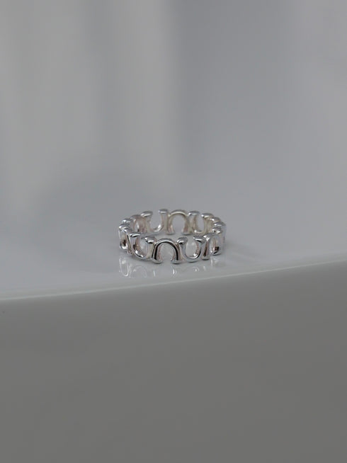 10. bonheur bonheur ring