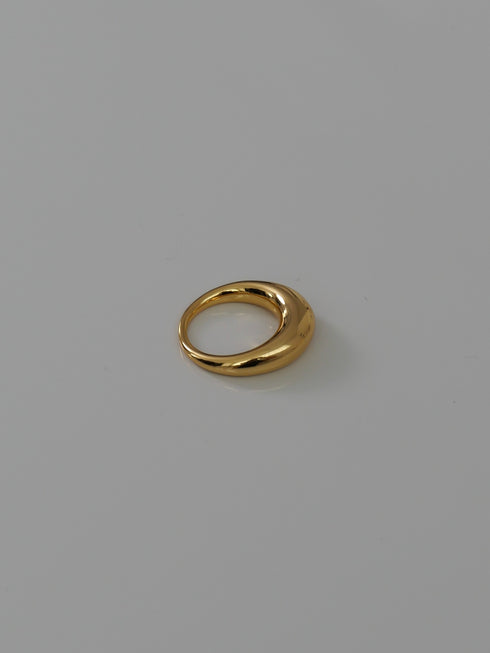 45. Luna ring