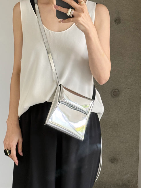 ORIGAMI- square shoulder