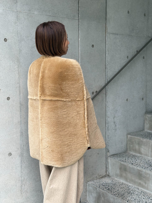 1201. Elise shearling cape jacket(予約商品)※ギフトあり