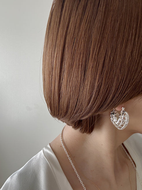 peekaboo heart hoop pierce