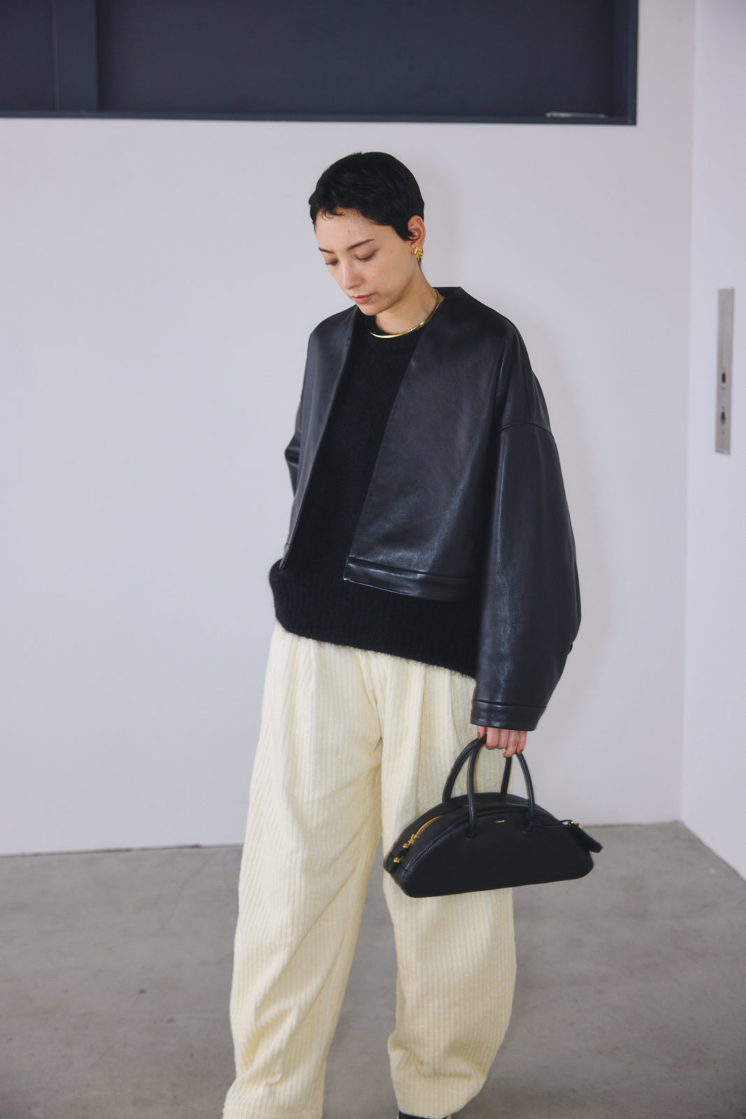 新品タグ付き　CHIEKO+ ショートコート　ブラック OUTER｜CHIEKO+(チエコプラス)公式通販